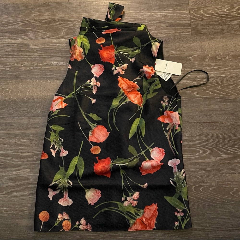 NWT Ted Baker London raeven cowl neck black floral sleeveless top. Size 2 medium - Picture 7 of 8